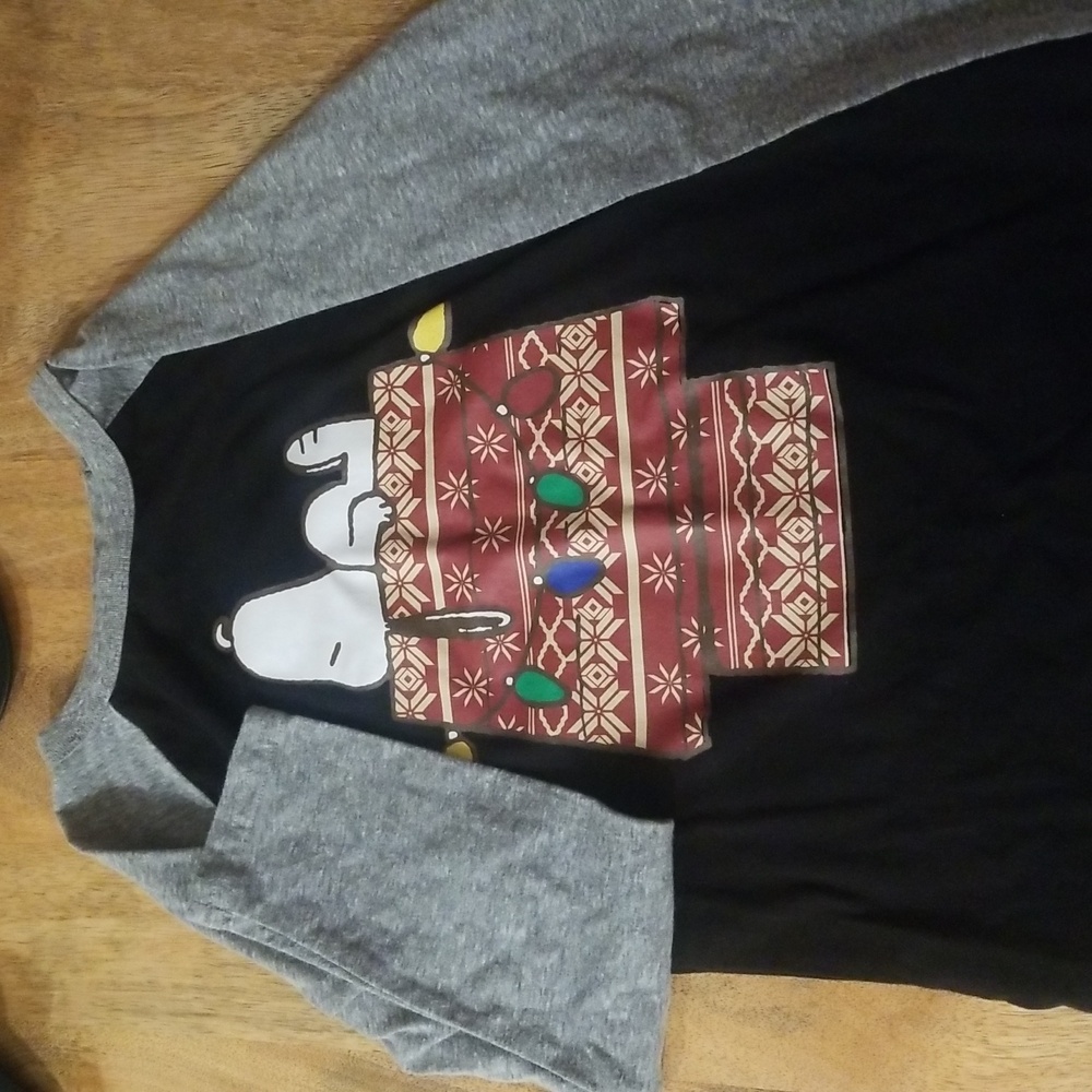Snoopy Christmas tee